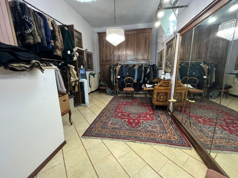 WhatsApp Image 2025-09-29 at 11.02.38