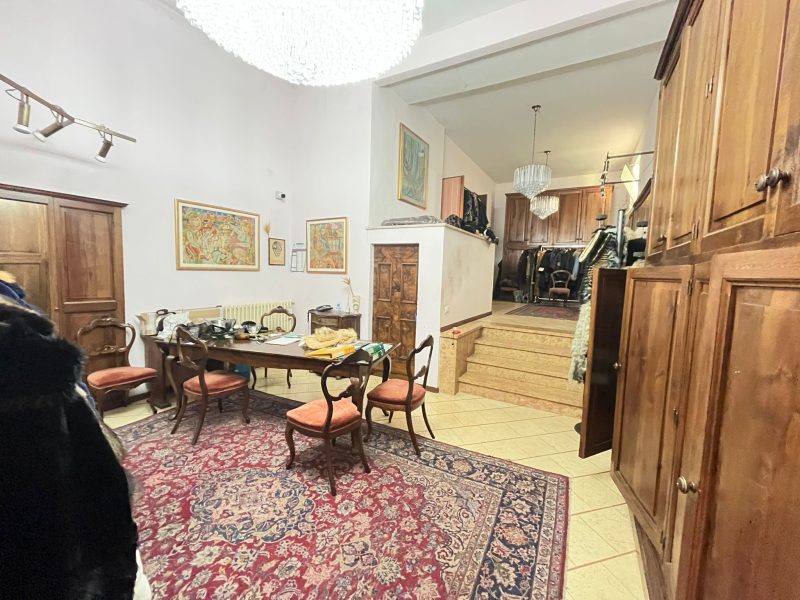 WhatsApp Image 2025-09-29 at 11.02.39 (1)