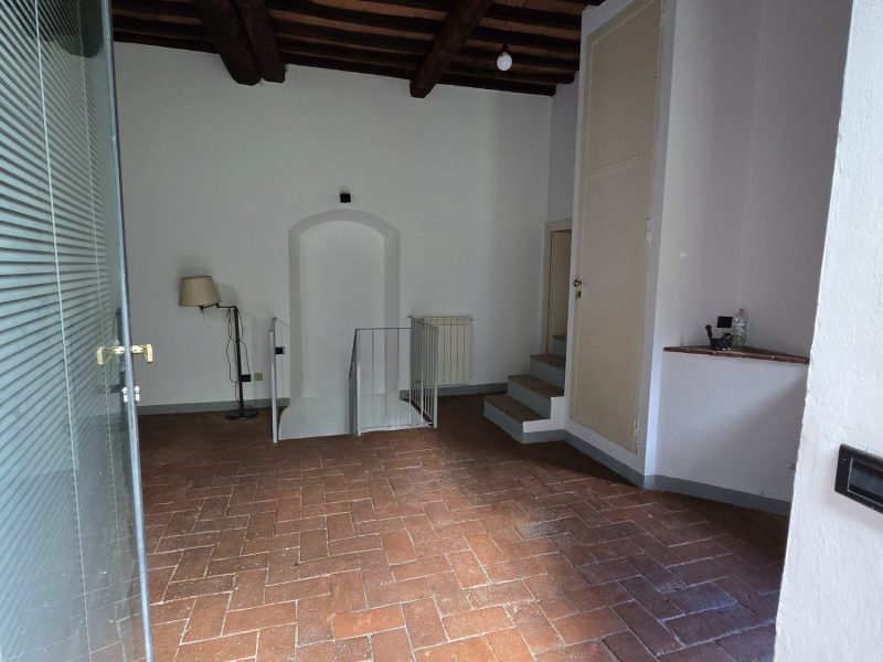 WhatsApp Image 2025-11-13 at 14.47.36 (2)